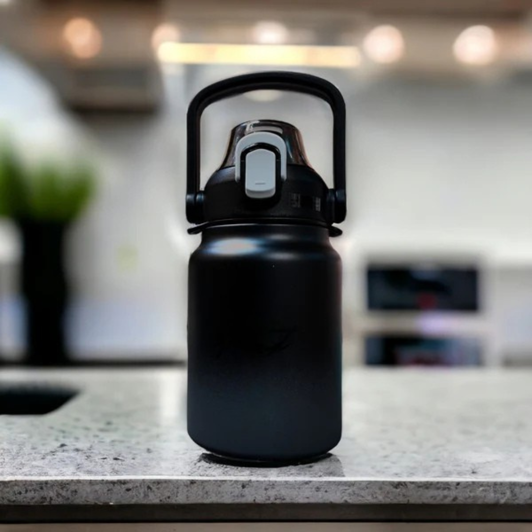 Sleek Modern Design Water Bottle