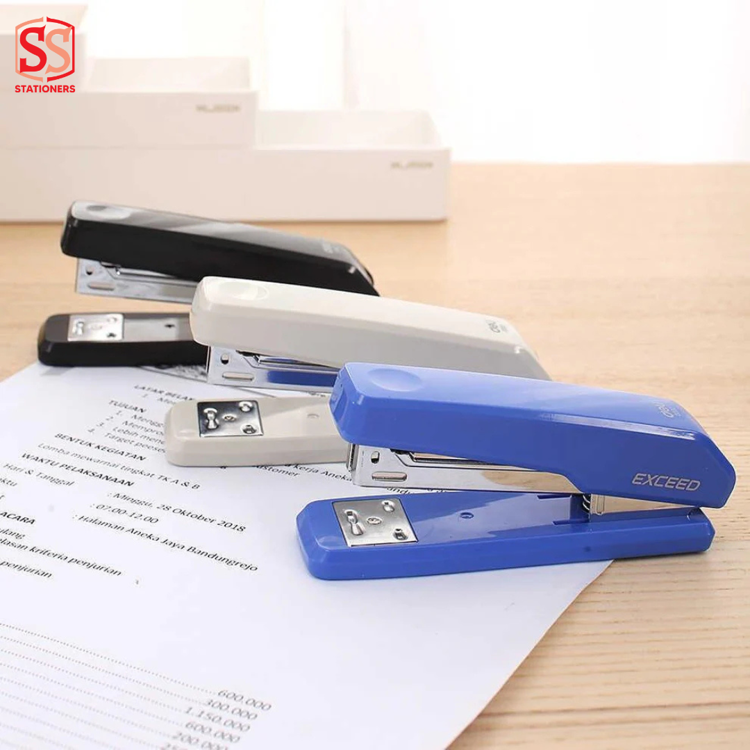 Deli Stapler 0300